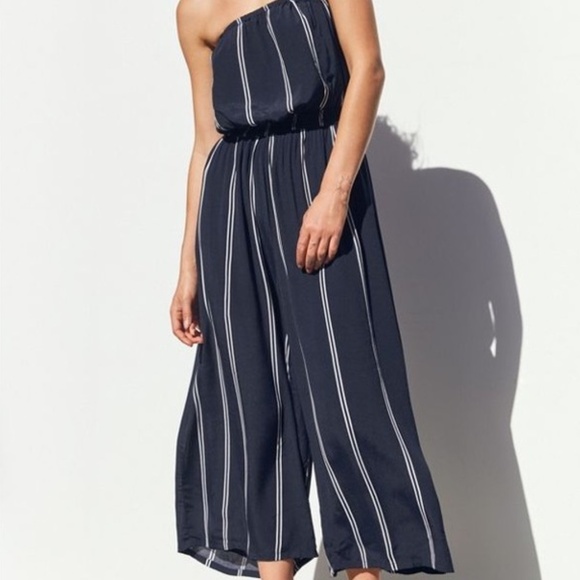 Urban Outfitters Jumpsuit Size XS - Never Worn - Picture 1 of 3